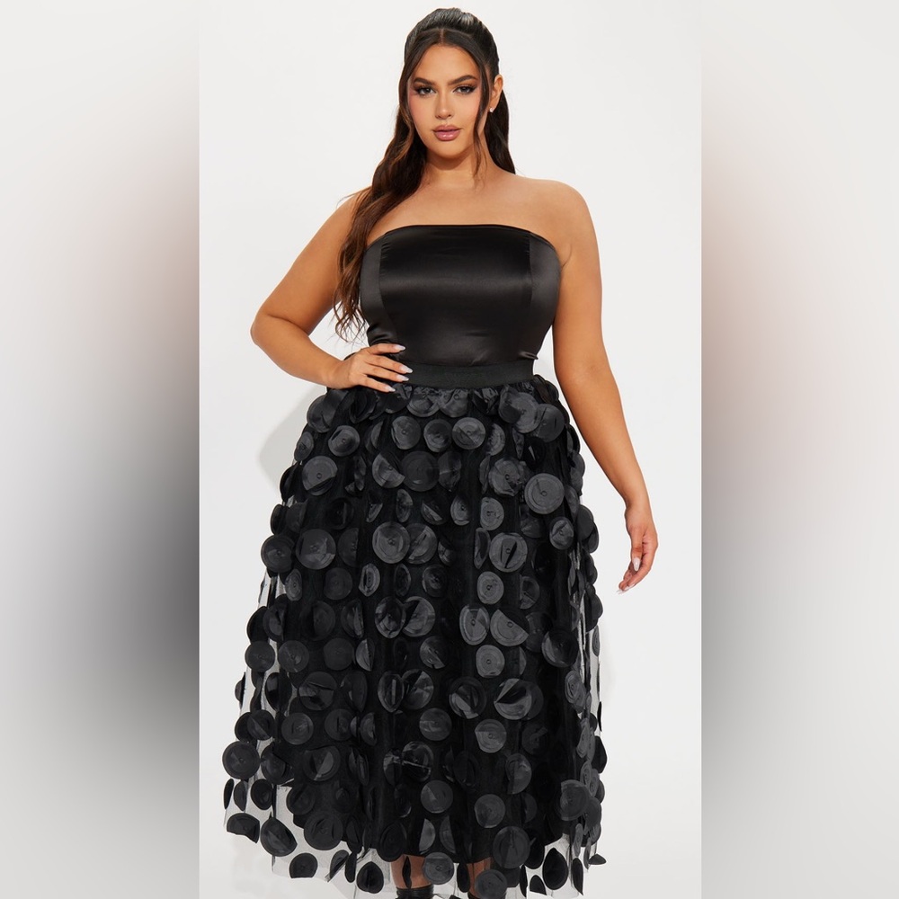 Fashion Nova Black Strapless Dress
